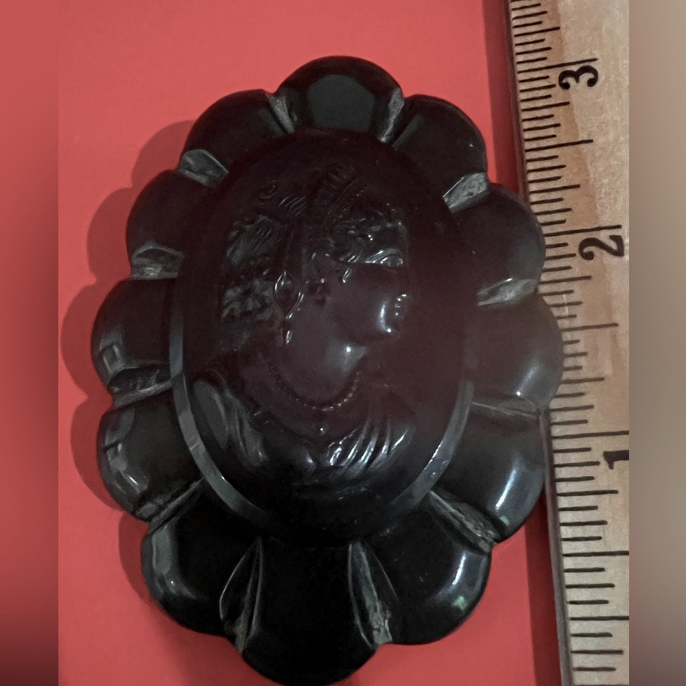 Cameo style large Bakelite mourning brooch